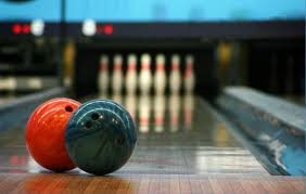 Игра в боулинг в Хабаровске.Ultra Подарки. Игра в боулинг в Хабаровске. Сервис: UltraPodarki.ru 8 800 505 95 30. Игра в боулинг, игра в боулинг Хабаровск, боулинг Хабаровск, купить боулинг Хабаровск, играть в боулинг, играть в боулинг Хабаровск