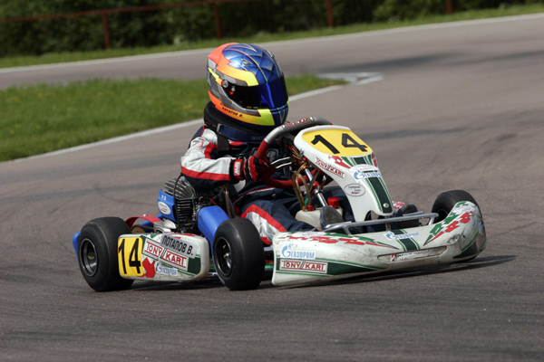 Картинг в Хабаровске. ULTRA ПОДАРКИ. Купить картинг в Хабаровске. Попробуйте участие в настоящей гонке и получите порцию незабываемых эмоций. Гонки на картах - это приятно и доступно. Сервис UltraPodarki.ru 8 800 505 95 30. Картинг Хабаровск, картинг, гонки на картах Хабаровск, гонки на картах, езда на карте Хабаровск, езда на карте, купить картинг Хабаровск, купить картинг, картинг цена Хабаровск, картинг цена, картинг клуб Хабаровск, картинг клуб, картинг центр, картинг центр Хабаровск