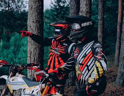 Катание на мотоцикле в Хабаровске. ULTRA ПОДАРКИ. Купить катание на мотоцикле в Хабаровске. Попробовав езду на мотоциклах, вы получите порцию адреналина и невероятные эмоции. Сервис: UltraPodarki.ru 8 800 505 95 30.. Катание на мотоцикле в Хабаровске, прокат мотоциклов Хабаровск, катание на мотоциклах, прокат мотоцикла, езда на мотоцикле Хабаровск, езда на мотоцикле, мотопрогулка Хабаровск, мотопрогулка, поездки на байке, личный мотоцикл, катание на мотоцикле, мотоциклетный шлем, увлечение поездками на мотоцикле, пристрастие к мотоциклам, сертификат на поездку на мотоцикле, прокатиться на мотоцикле, мото-транспорт, мото-треки, мото-поездки, езда на мотоцикле в Хабаровске, катание на мотоцикле в Хабаровске, мотоклуб в Хабаровске
