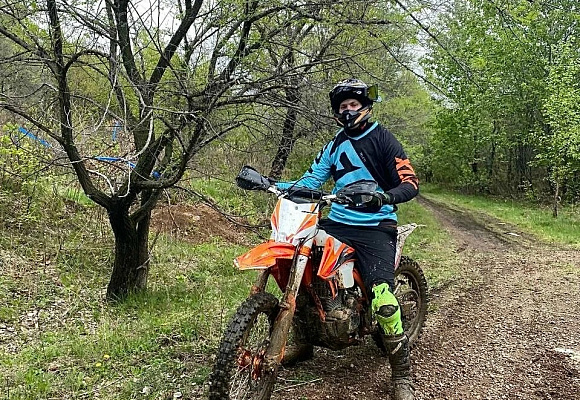 Катание на мотоцикле в Хабаровске. ULTRA ПОДАРКИ. Купить катание на мотоцикле в Хабаровске. Попробовав езду на мотоциклах, вы получите порцию адреналина и невероятные эмоции. Сервис: UltraPodarki.ru 8 800 505 95 30.. Катание на мотоцикле в Хабаровске, прокат мотоциклов Хабаровск, катание на мотоциклах, прокат мотоцикла, езда на мотоцикле Хабаровск, езда на мотоцикле, мотопрогулка Хабаровск, мотопрогулка, поездки на байке, личный мотоцикл, катание на мотоцикле, мотоциклетный шлем, увлечение поездками на мотоцикле, пристрастие к мотоциклам, сертификат на поездку на мотоцикле, прокатиться на мотоцикле, мото-транспорт, мото-треки, мото-поездки, езда на мотоцикле в Хабаровске, катание на мотоцикле в Хабаровске, мотоклуб в Хабаровске
