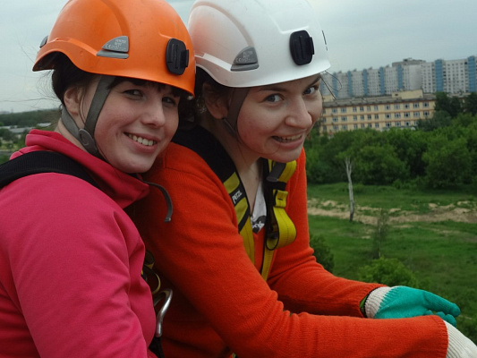 Роупджампинг - прыжки с верёвкой в Хабаровске. Подарочные сертификаты Ultra Подарки. Роупджампинг в Хабаровске - Экстремальный оригинальный подарок или подарочный сертификат на Роупджампинг - прыжки с верёвкой. Сервис UltraPodarki.ru 8-800-505-95-30. роупджампинг Хабаровск, прыжок веревка Хабаровск, роупджампинг, прыжок веревка, прыжок с веревкой, Подарок, подарочный сертификат, экстрим, экстремальный подарок